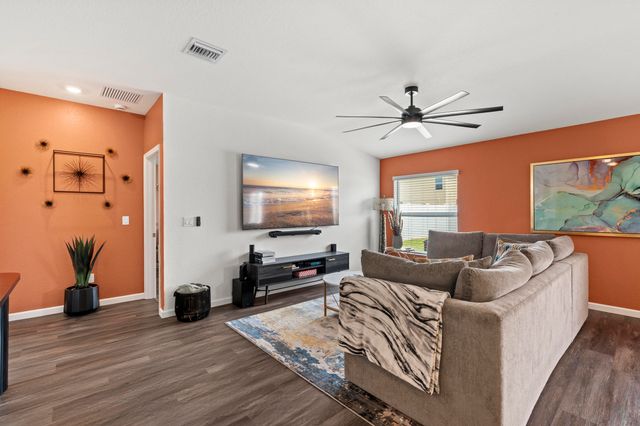 701 Carlyle Way, Fort Pierce, FL 34947