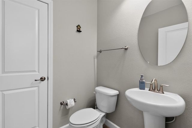 1677 LUDINGTON AVENUE, Wesley Chapel, FL 33543