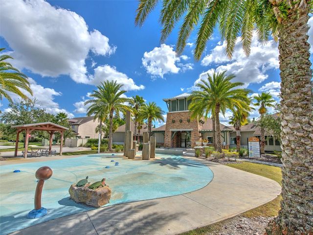 1677 LUDINGTON AVENUE, Wesley Chapel, FL 33543