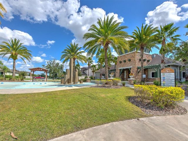 1677 LUDINGTON AVENUE, Wesley Chapel, FL 33543