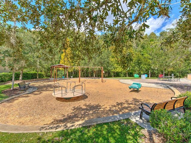 1677 LUDINGTON AVENUE, Wesley Chapel, FL 33543