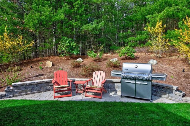 23 Woodsong, Plymouth, MA 02360