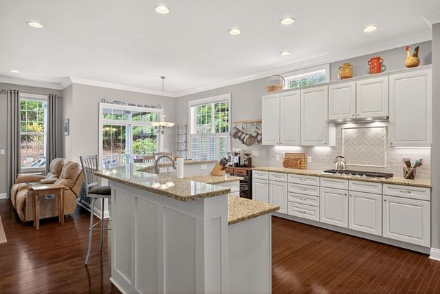 23 Woodsong, Plymouth, MA 02360