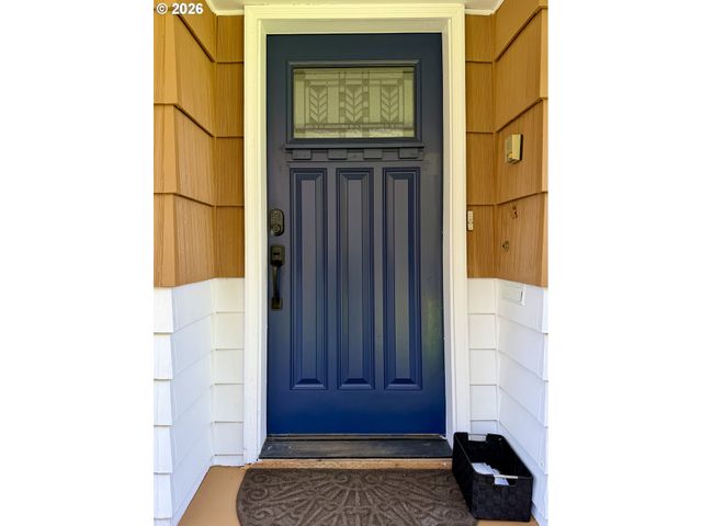 8906 Ne HANCOCK St, Portland, OR 97220