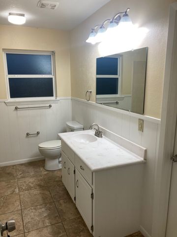 281 Lakeside Drive, China Spring, TX 76633