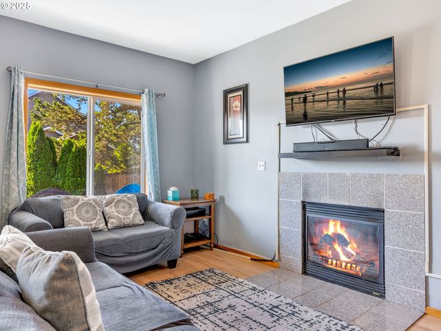 646 NECANICUM Dr, Seaside, OR 97138