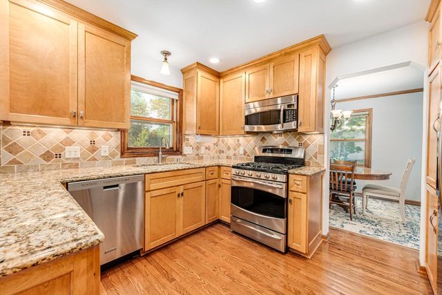 N108W16351 Scarlet DRIVE, Germantown, WI 53022