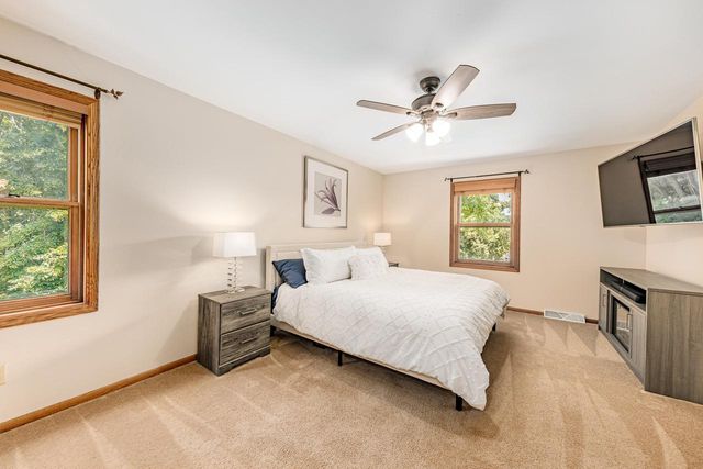 N108W16351 Scarlet DRIVE, Germantown, WI 53022