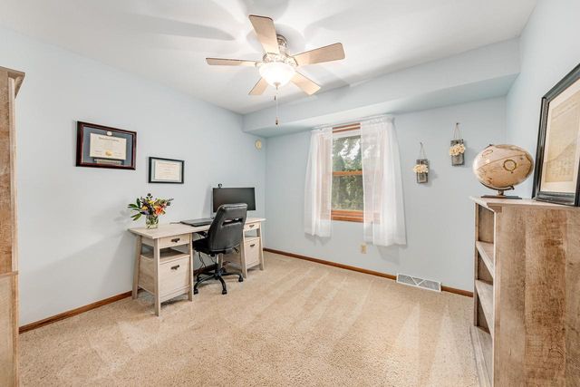 N108W16351 Scarlet DRIVE, Germantown, WI 53022