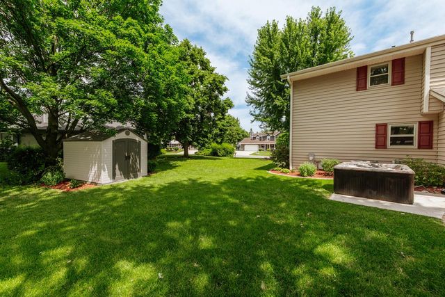 N108W16351 Scarlet DRIVE, Germantown, WI 53022