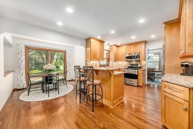 N108W16351 Scarlet DRIVE, Germantown, WI 53022