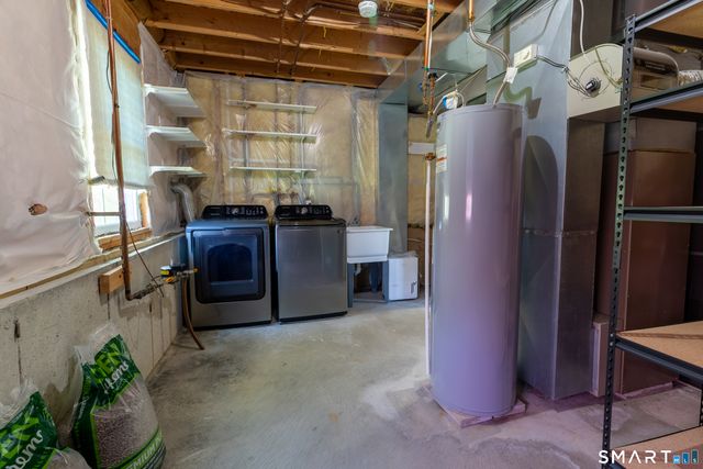 226 Noank Ledyard Road, Groton, CT 06355