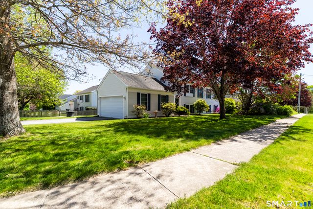 226 Noank Ledyard Road, Groton, CT 06355