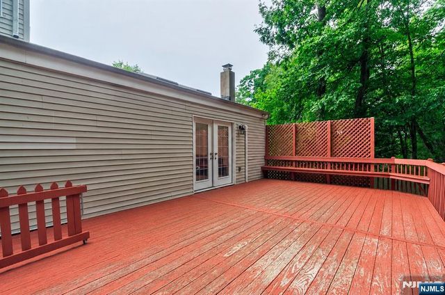 22 Karen Road, Vernon, NJ 07422