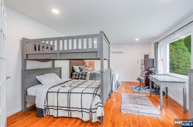 22 Karen Road, Vernon, NJ 07422