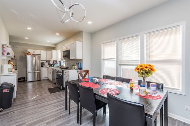 705 Massena Avenue, Waukegan, IL 60085