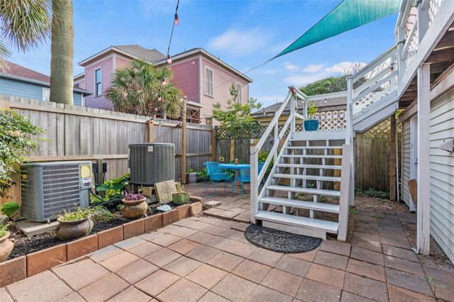 1821 25th Street, Galveston, TX 77550