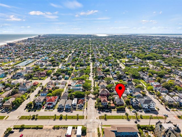 1821 25th Street, Galveston, TX 77550