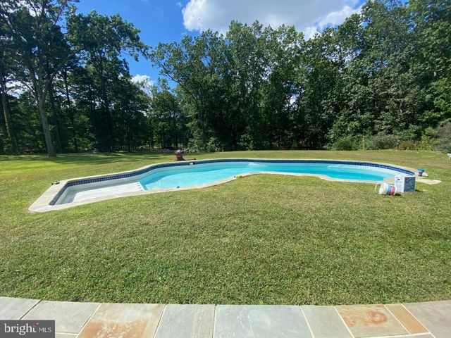 733 COUNTY RT 539, New Egypt, NJ 08533