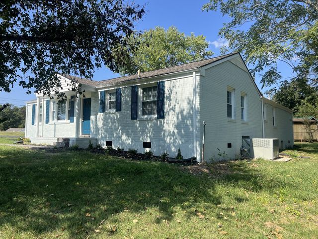 217 Wyly Dr, New Johnsonville, TN 37134