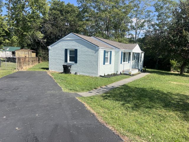 217 Wyly Dr, New Johnsonville, TN 37134