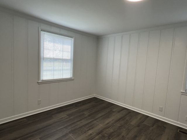 217 Wyly Dr, New Johnsonville, TN 37134