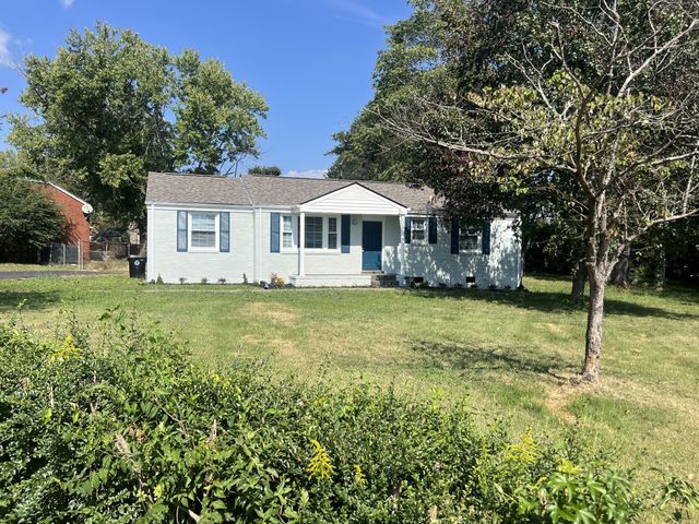 217 Wyly Dr, New Johnsonville, TN 37134