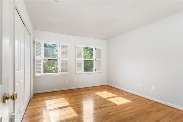 2148 Village Point NE, Atlanta, GA 30319
