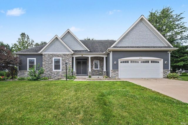 2512 Running Deer Drive, South Bend, IN 46614