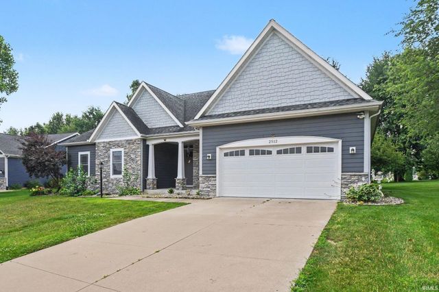 2512 Running Deer Drive, South Bend, IN 46614