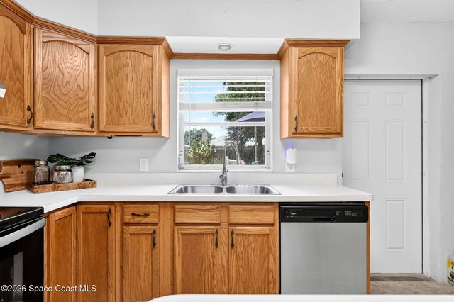 2345 Honeybrook Drive, Melbourne, FL 32940