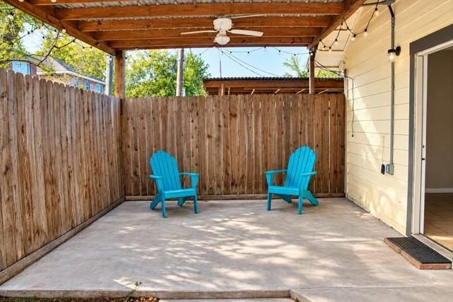 510 Sammon Drive, Humble, TX 77338