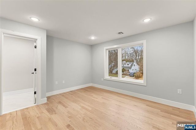 765 7th Avenue, River Edge, NJ 07661