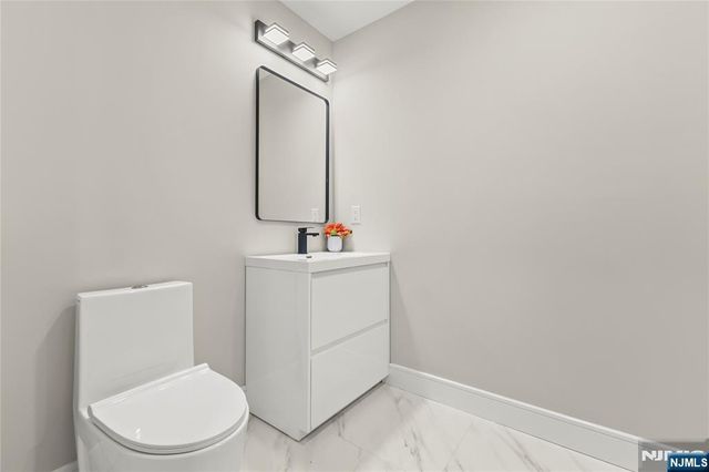 765 7th Avenue, River Edge, NJ 07661