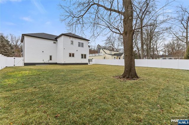 765 7th Avenue, River Edge, NJ 07661