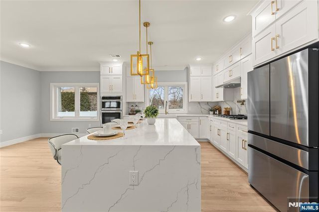 765 7th Avenue, River Edge, NJ 07661