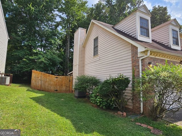 4933 Clubgreen Summit, Stone Mountain, GA 30088
