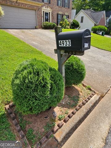 4933 Clubgreen Summit, Stone Mountain, GA 30088