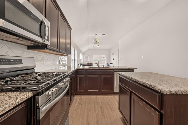 7423 Sunlit Harbor Drive, Cypress, TX 77433