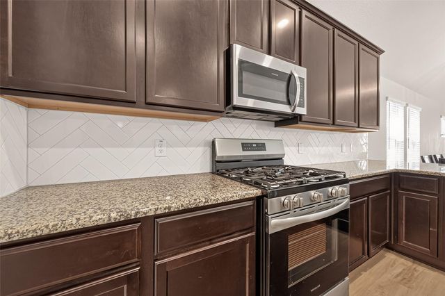 7423 Sunlit Harbor Drive, Cypress, TX 77433