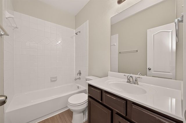 7423 Sunlit Harbor Drive, Cypress, TX 77433
