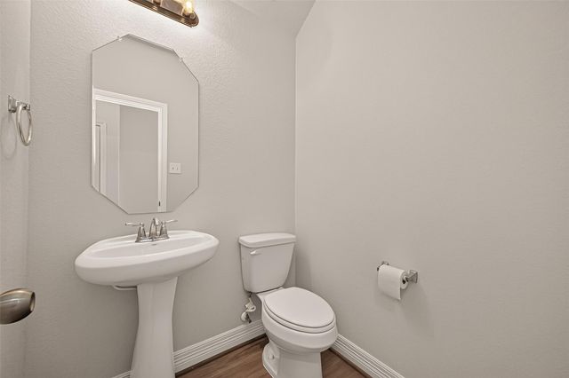 7423 Sunlit Harbor Drive, Cypress, TX 77433