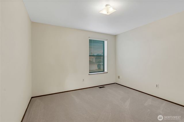 11921 SE 260th Place, Kent, WA 98030