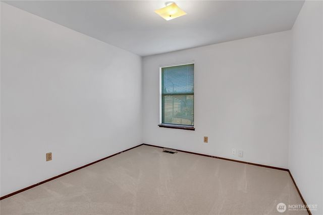 11921 SE 260th Place, Kent, WA 98030