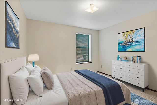 11921 SE 260th Place, Kent, WA 98030