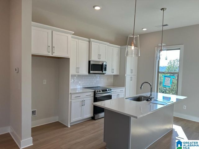 4882 SILAS AVENUE, Hoover, AL 35244