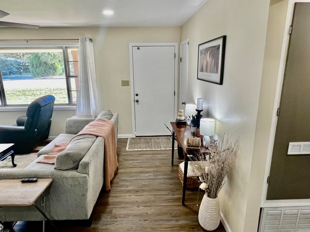 405 Poplar Street, Clarksville, AR 72830