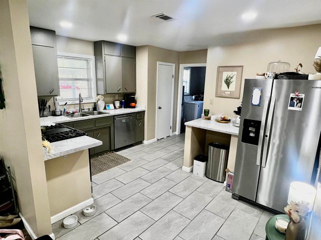 405 Poplar Street, Clarksville, AR 72830