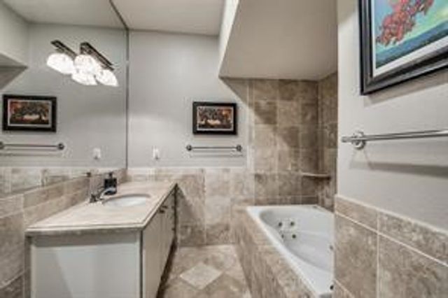7736 Meadow Road 101, Dallas, TX 75230