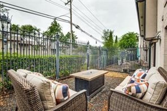 7736 Meadow Road 101, Dallas, TX 75230